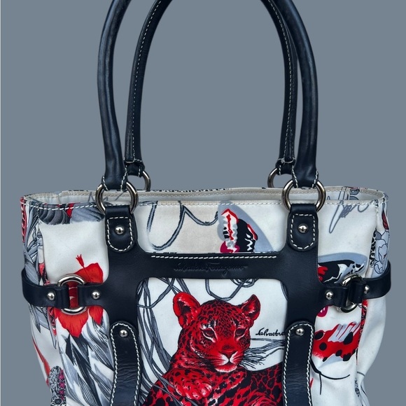Gorgeous Ferragamo Fiera Leopard Print Jungle Safari - Picture 12 of 15